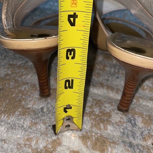 ๐ MICHAEL MICHAEL KORS SHOES - Picture 6 of 7